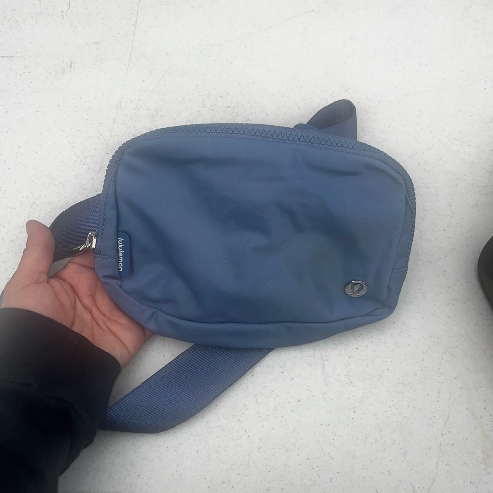lululemon athletica Belt Bag